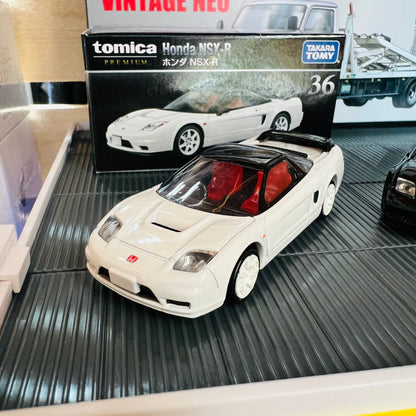 Tomica Premium 36 Honda NSX-R