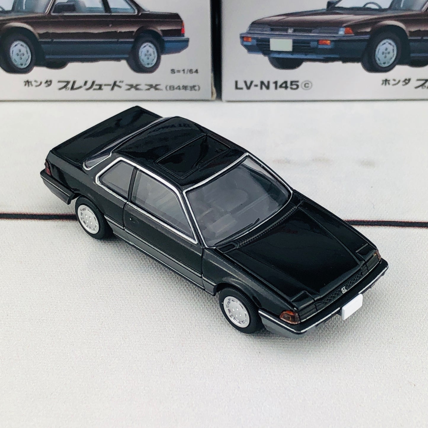 Tomica Limited Vintage 1/64 Honda PRELUDE XX LV-N145c