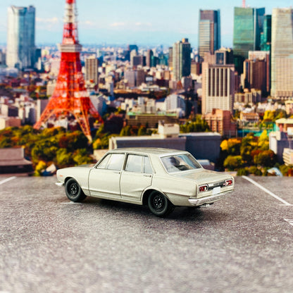 Tomica Limited Vintage 1/64 Nissan Skyline 2000GT-R Silver (1970) LV-177a