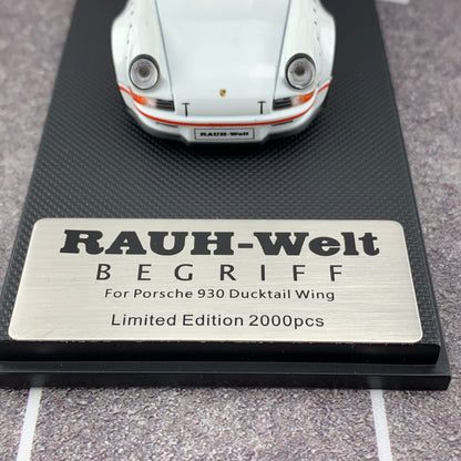MODEL COLLECT 1/60 For Porsche RWB 930 Ducktail Wing Pearl White MC640002C