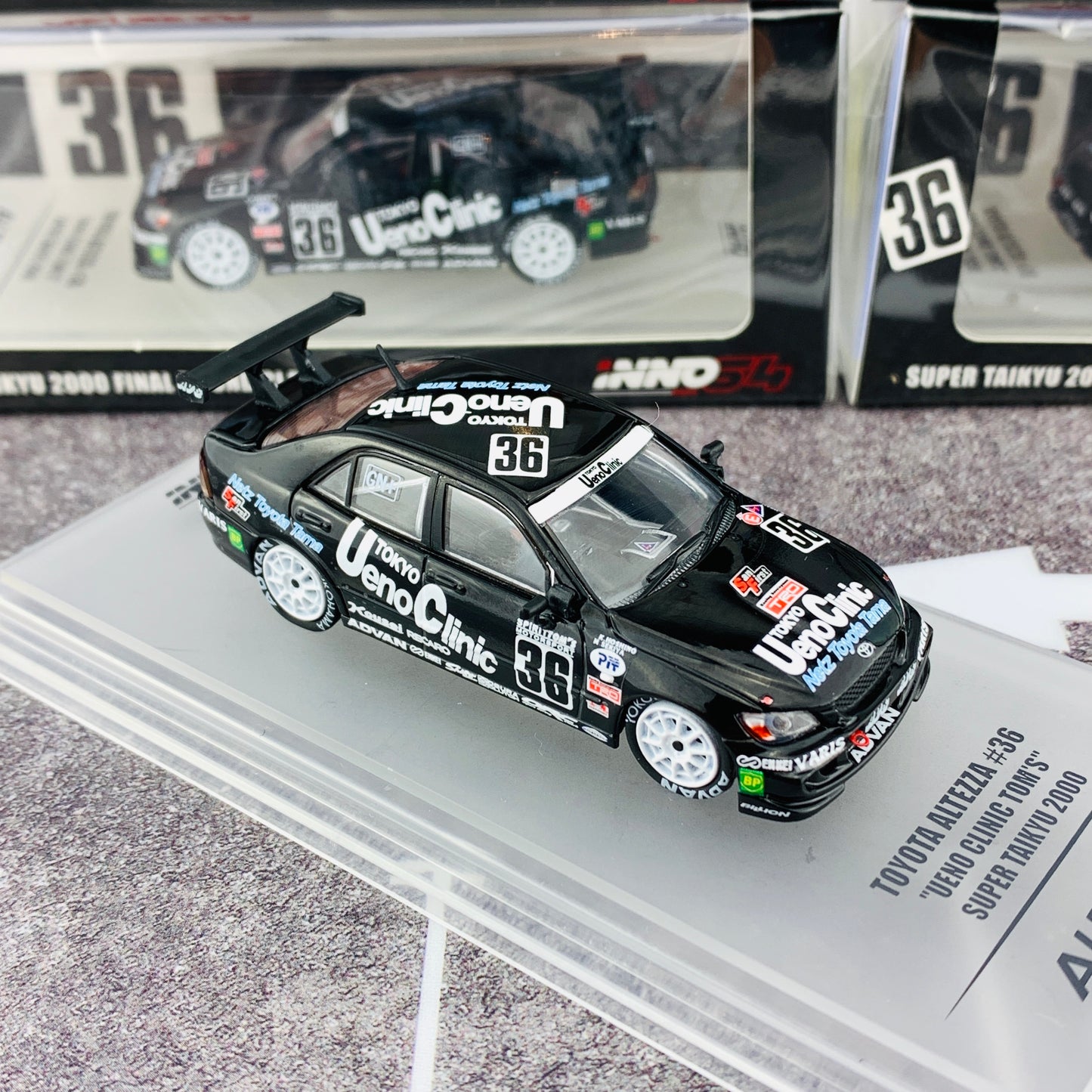 INNO64 1/64 TOYOTA ALTEZZA #36 "UENO CLINIC TOM'S"  Super Taikyu 2000 Final Round Class Winner IN64-RS200-UCST