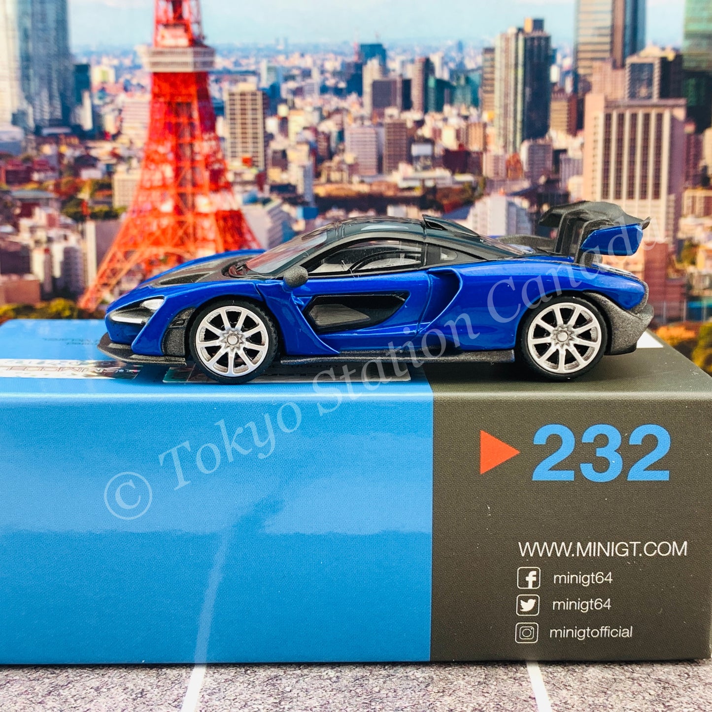 MINI GT 1/64 McLaren Senna  Antares Blue RHD MGT00232-R