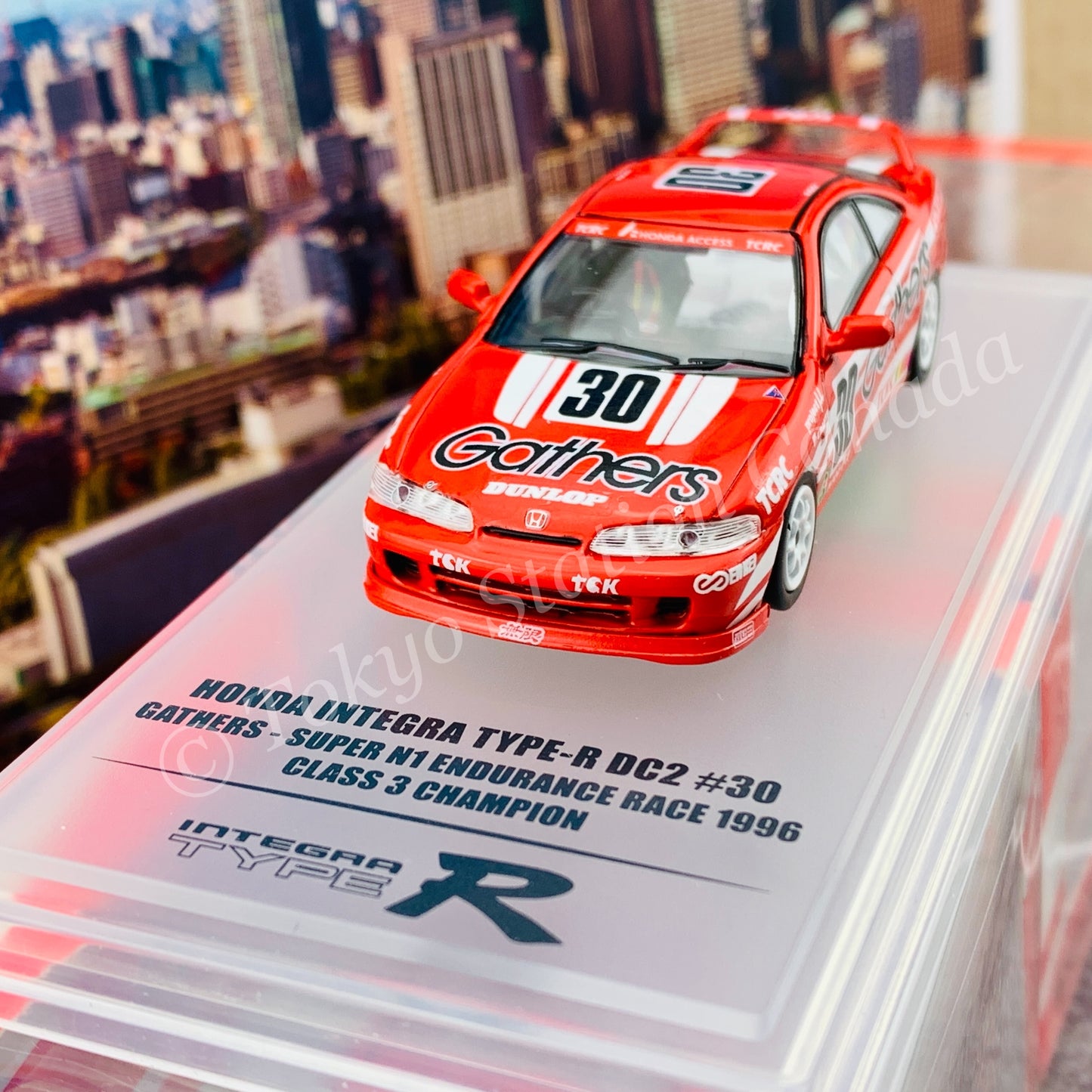 INNO64 1/64 HONDA INTEGRA TYPE-R DC2 #30 “GATHERS” Super N1 Endurance Race 1996 Class 3 Champion IN64-DC2-GAT