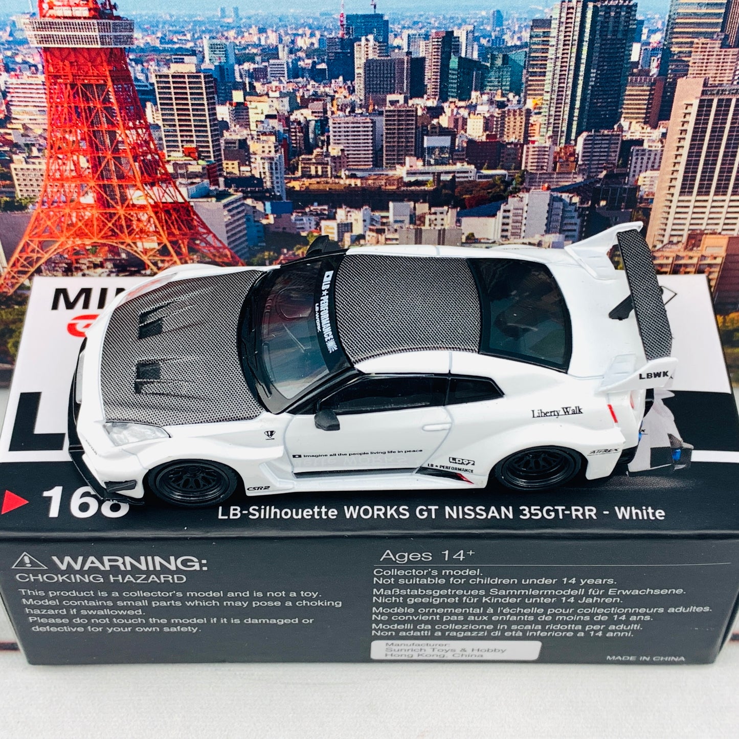MINI GT 1/64 LB-Silhouette WORKS GT NISSAN 35GT-RR Ver.1 White RHD MGT00168-R