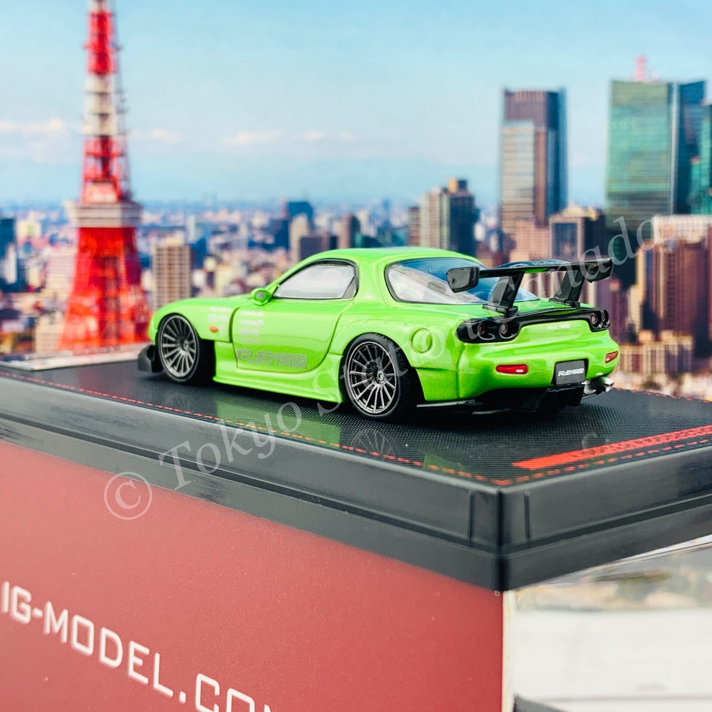 Ignition Model 1/64 Mazda RX-7 (FD3S) RE Amemiya Green Metallic IG1947