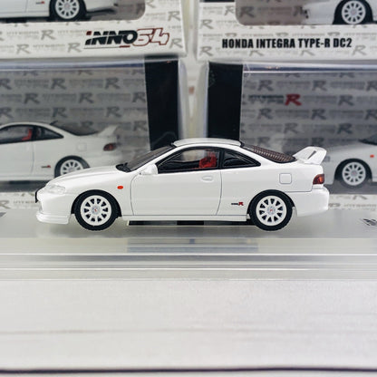 INNO64 1/64 Honda Integra Type-R DC2 White IN64-DC2-WHI