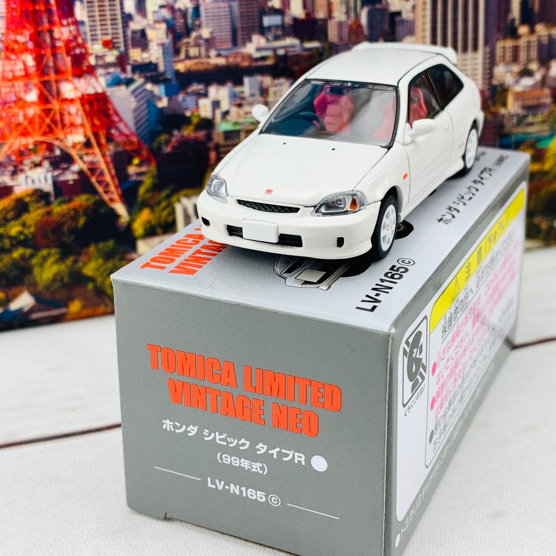 Tomytec Tomica Limited Vintage Neo 1/64 Honda Civic Type R 1999 (White) LV-N165c