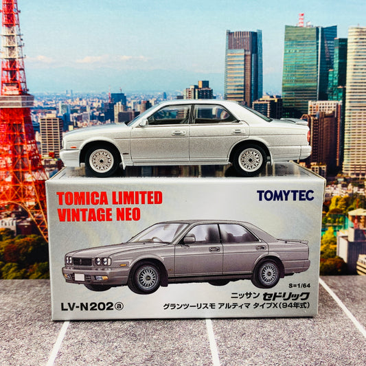 Tomytec Tomica Limited Vintage Neo 1/64 Nissan Cedric Gran Turismo Ultima Type X 1994 Silver LV-N202a