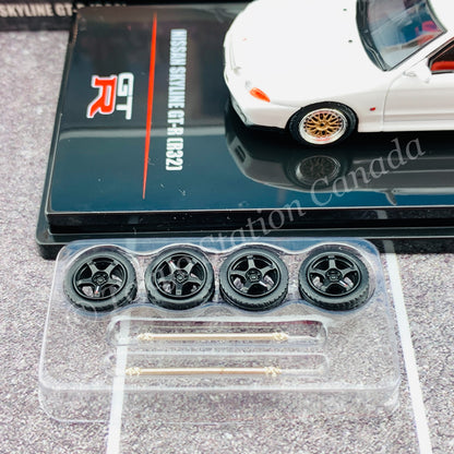 INNO64 1/64 NISSAN SKYLINE GT-R (R32) Crystal White  With Extra Wheels and Extra decals IN64-R32-WHI