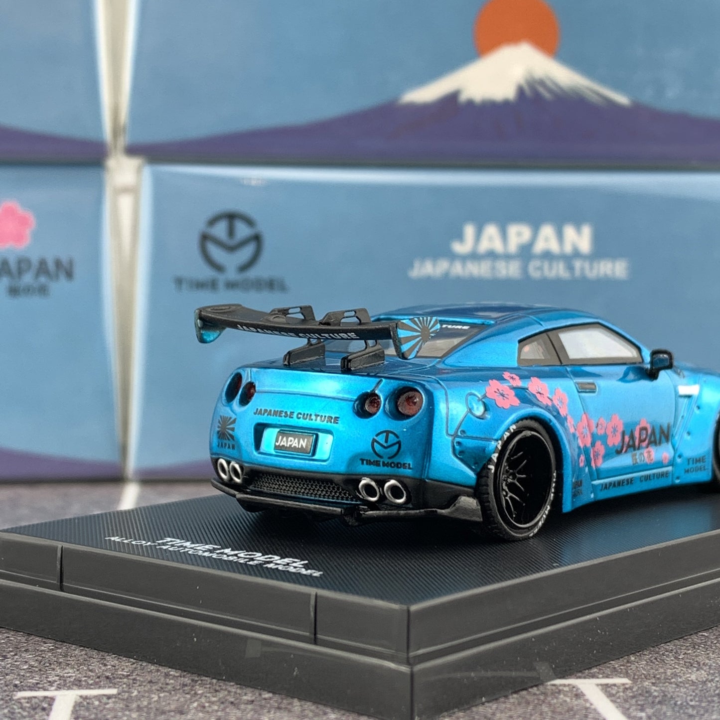 TIME MODEL 1/64 Japanese Culture Sukura GTR R35 with High Wing