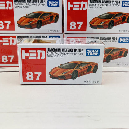 TOMICA 87 Lamborghini Aventador LP 700-4