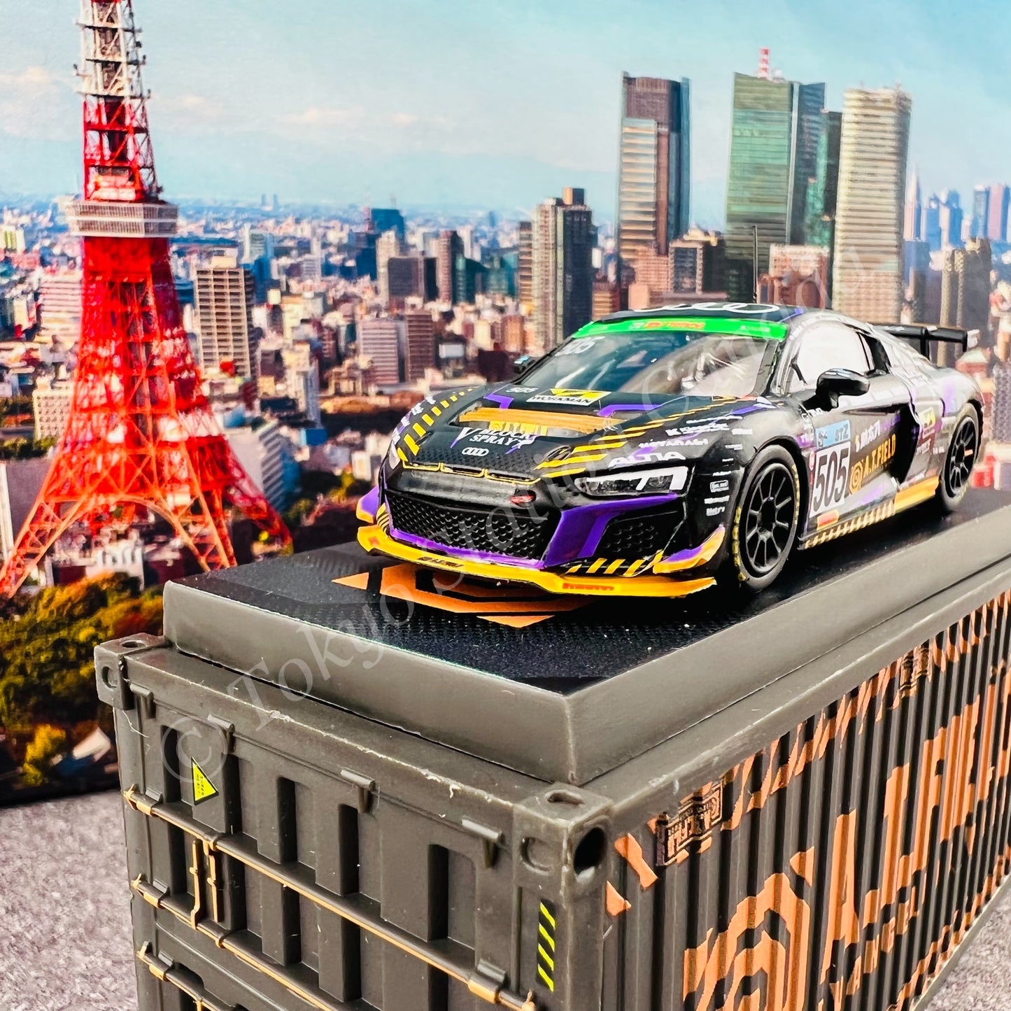 TARMAC WORKS 1/64 COLLAB64 Audi R8 LMS GT4  Super Taikyu STZ 2020 Nishimura / Okamoto / Tagahara / Fujiwara with Container T64-070-EVA20