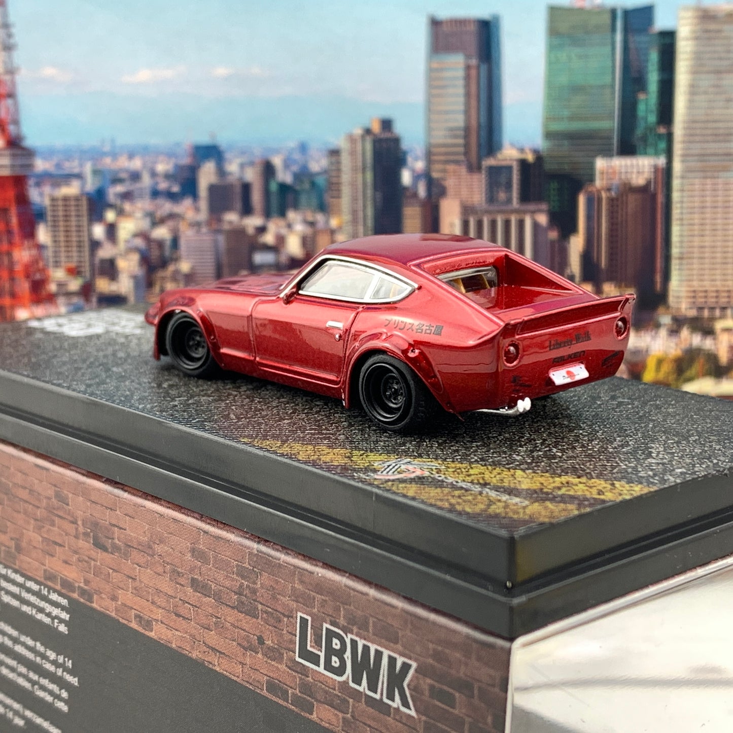 KJ MINIATURES 1/64 LBWK Nissan FairLady S30 Metallic Red KJ64003R