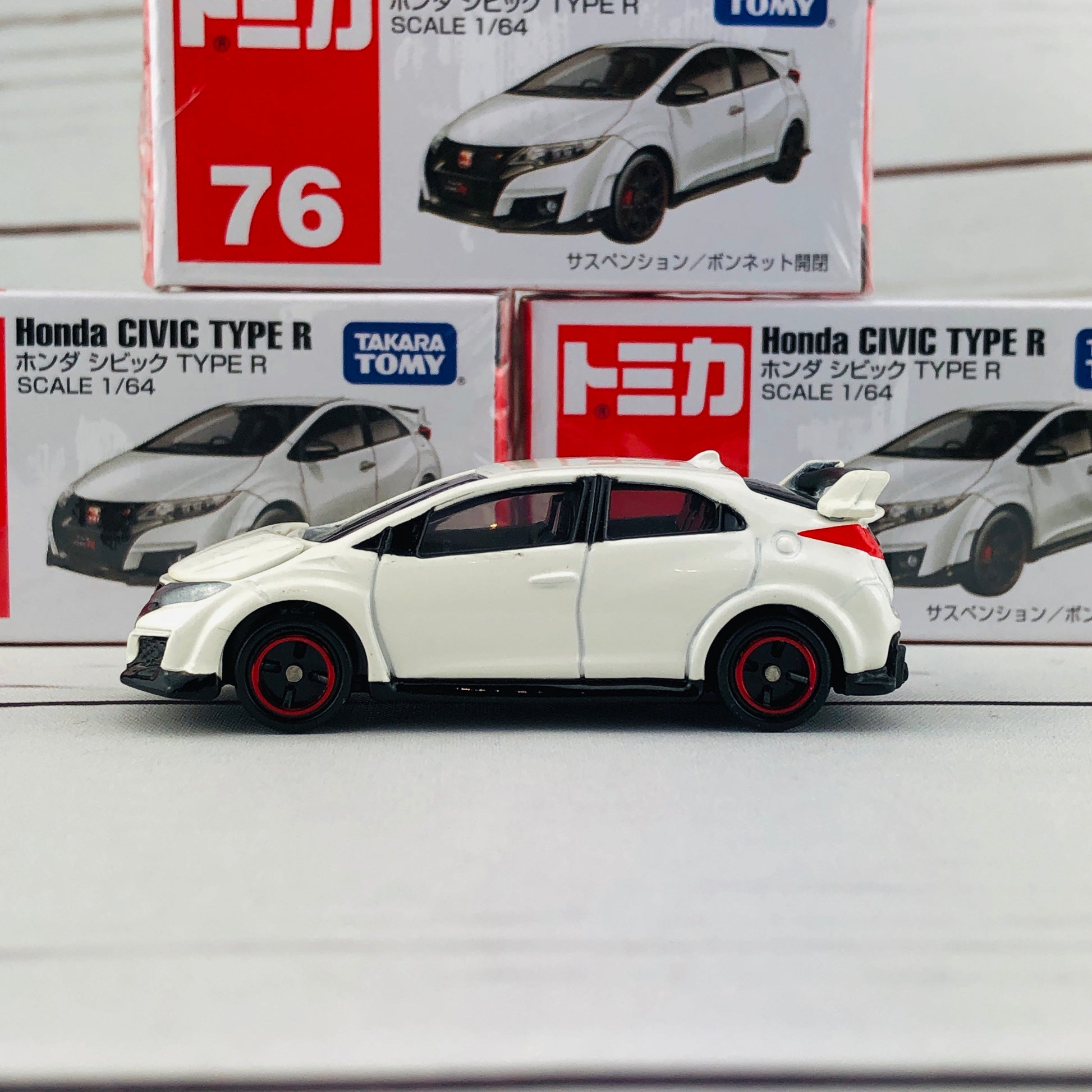 Tomica 76 Honda CIVIC TYPE R FK2 1/64