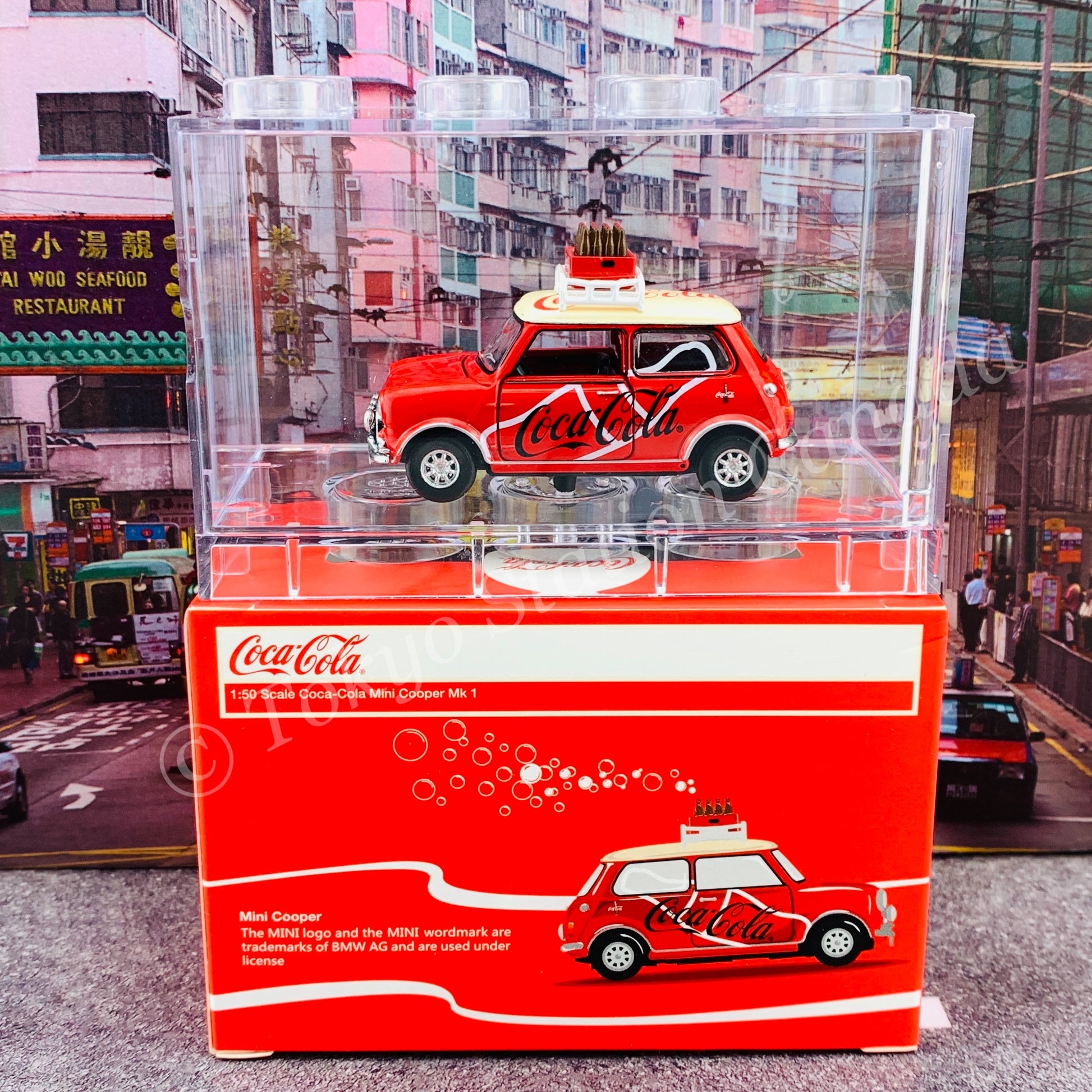 Tiny 微影 Mini Cooper Mk 1 Coca-Cola (with bottle of coke) COKE005