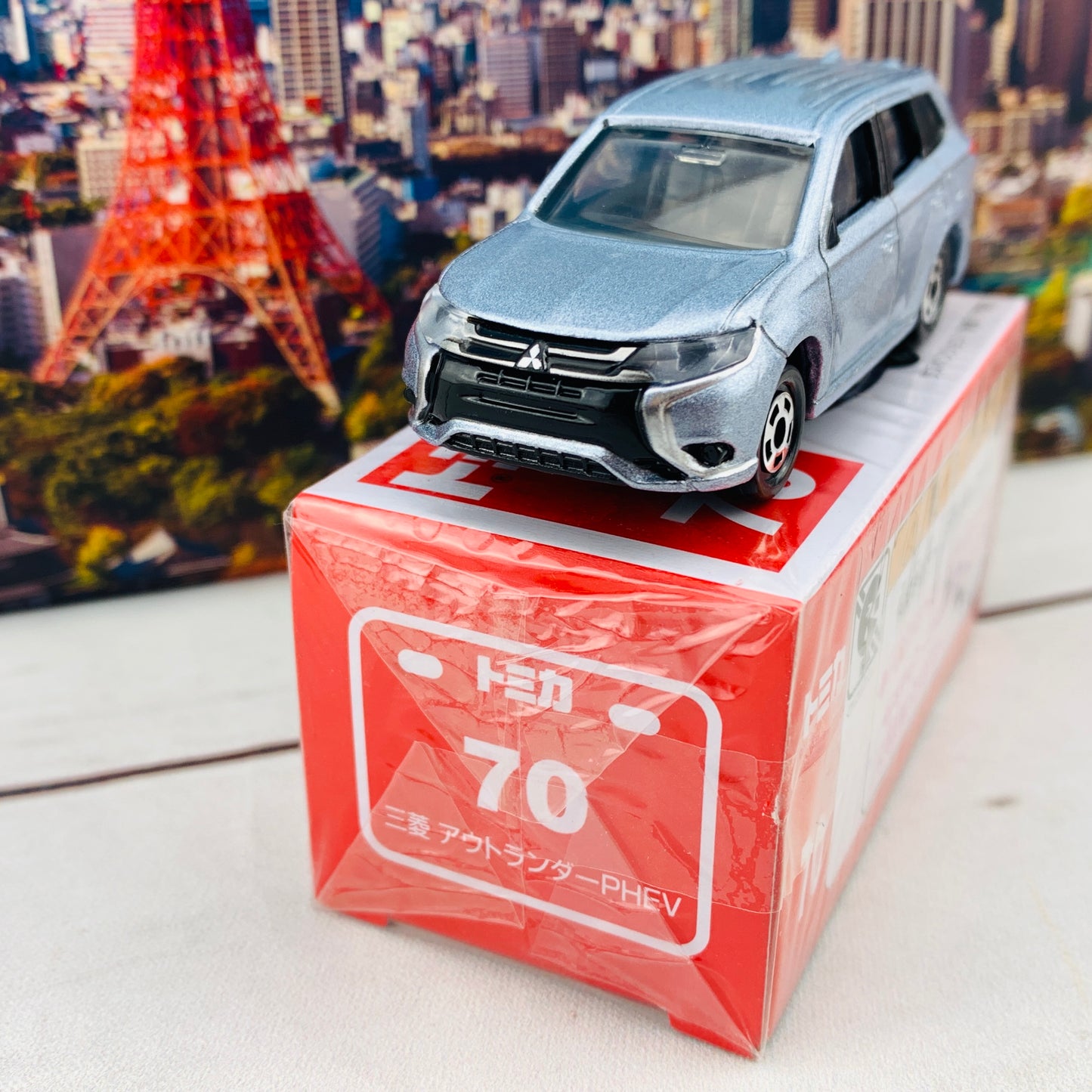 Tomica 70 Mitsubishi Outlander PHEV