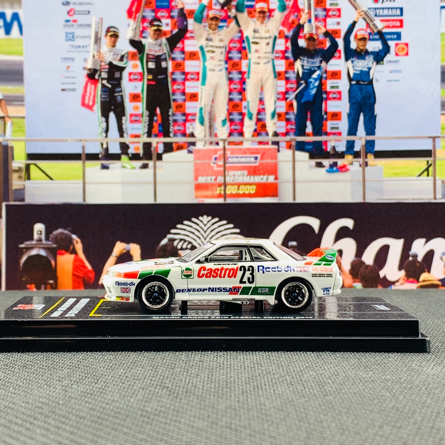 INNO64 1/64 Macau Grand Prix Collection Nissan Skyline GTR R32 #23 Macua Guia Race 1990 - M.Hasemi IN64-MGP19-R3202
