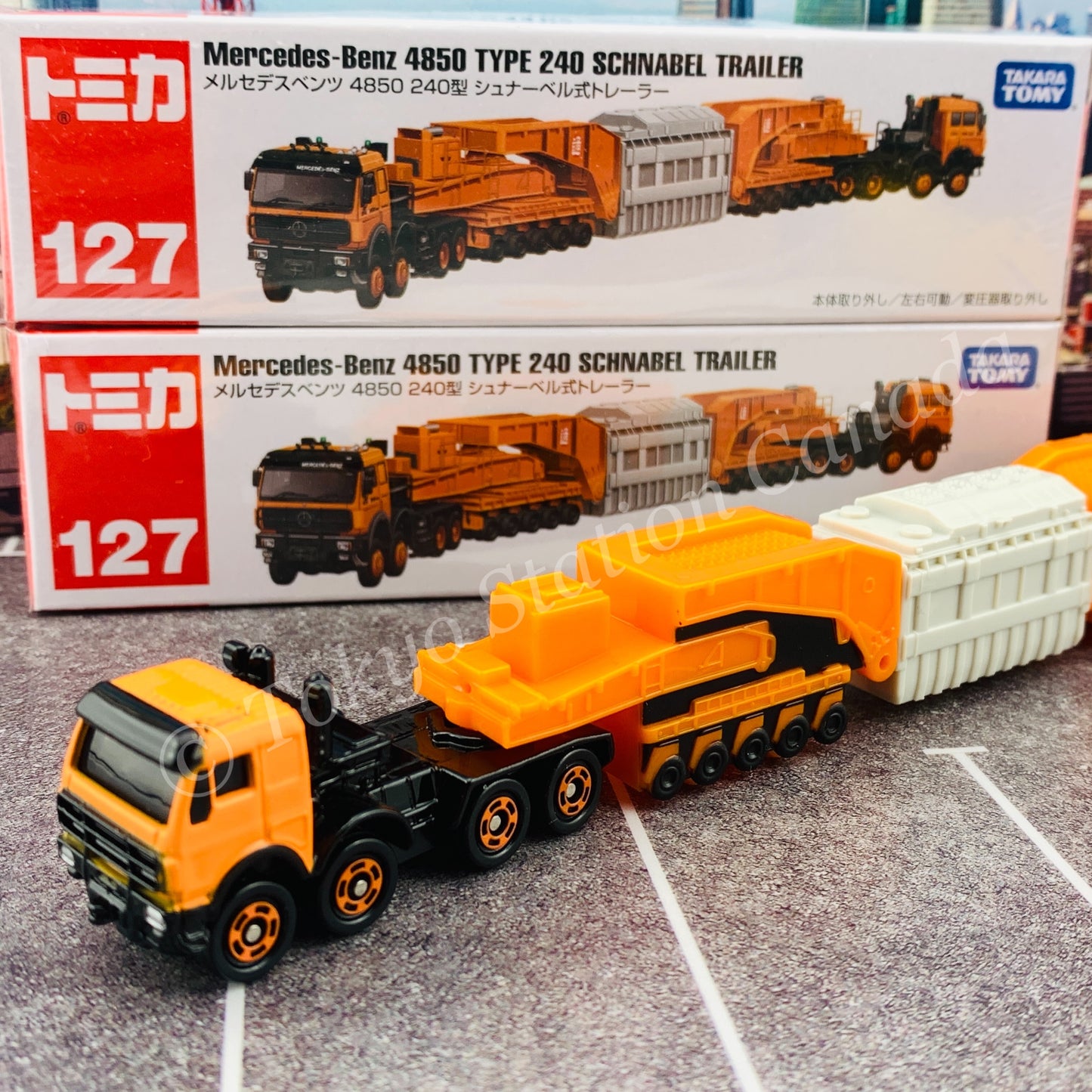 TOMICA 127 Mercedes-Benz 4850 TYPE 240 SCHNABEL TRAILER