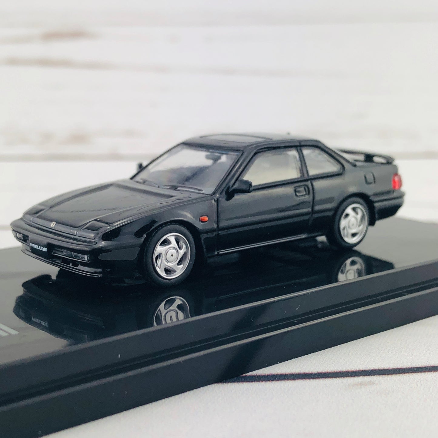 HOBBY JAPAN 1/64 Honda Prelude Si (BA5) 1989 Granada Black Pearl HJ641002ABK