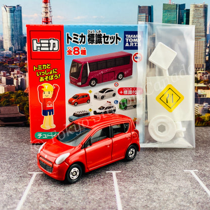 TAKARA TOMY A.R.T.S TOMICA Sign Set #2 - SUZUKI ALTO with a road sign stand