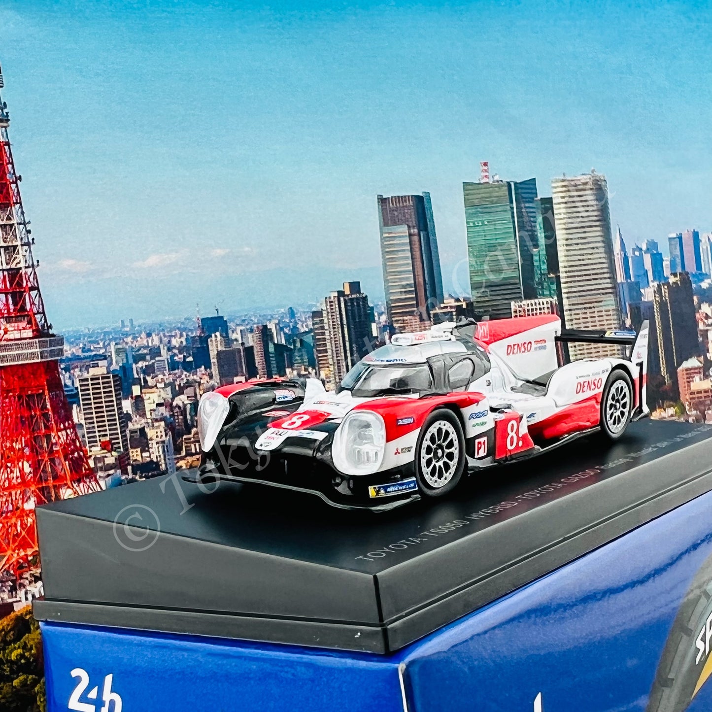 Sparky 1/64 TOYOTA TS050 HYBRID NO.8 TOYOTA GAZOO RACING WINNER 24H LE MANS 2020 S. BUEMI - B. HARTLEY - K. NAKAJIMA Y220
