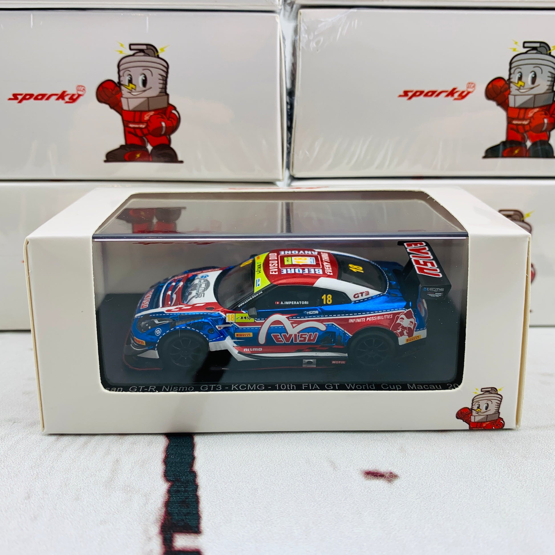 Sparky 1/64 NISSAN GTR NISMO GT3 - KCMG - 10th FIA GT World Cup Macau 2018 Alexandre IMPERATORI Y129