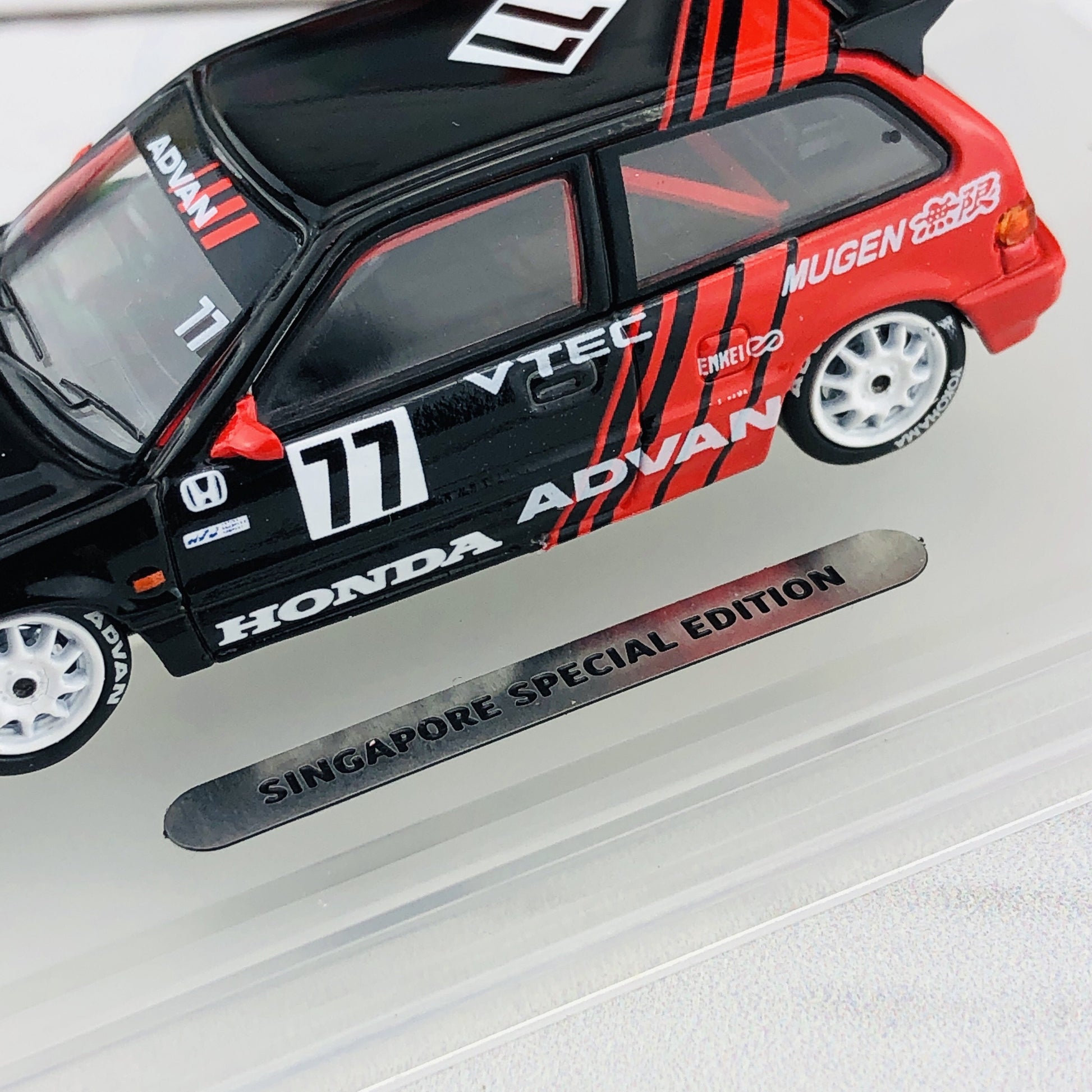 INNO HONDA CIVIC EF9 #77 Advan - Kanjo Racer (Singapore Special Edition) IN64-EF9-ADSGS