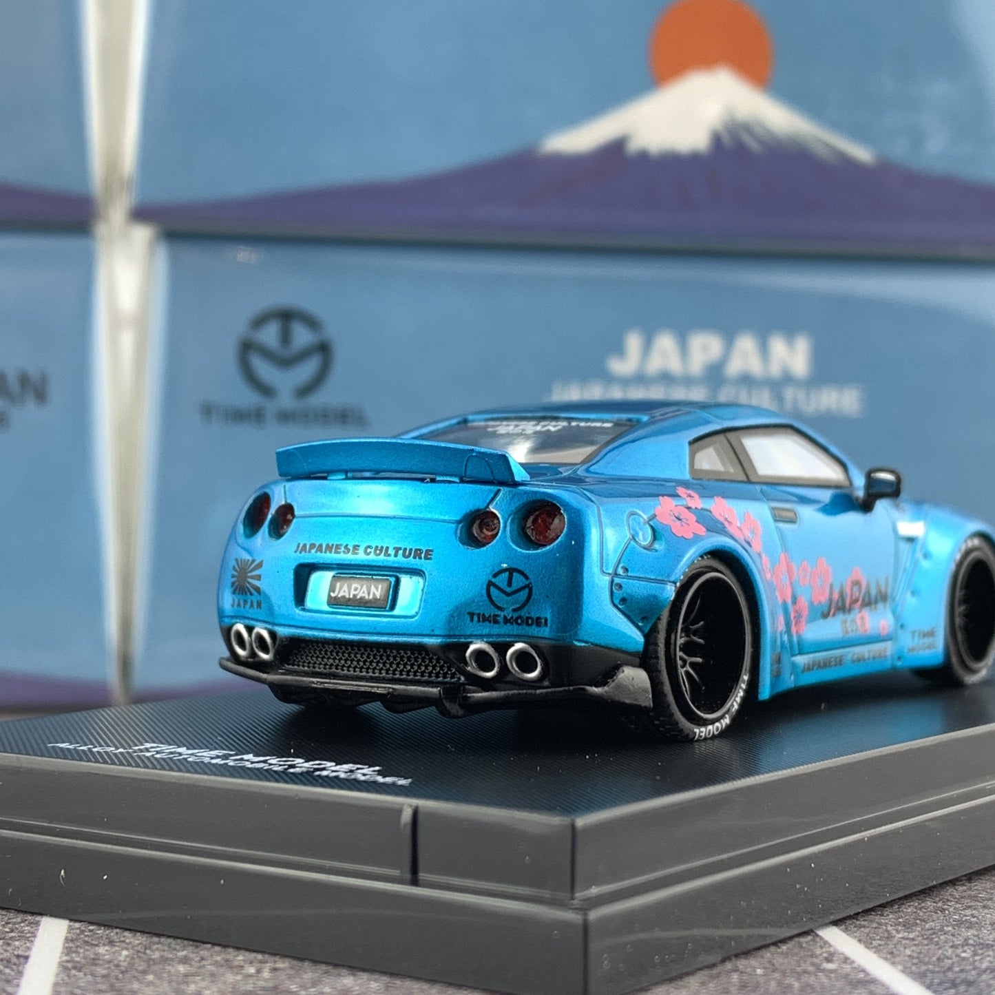 TIME MODEL 1/64 Japanese Culture Sukura GTR R35 with Ducktail Wing