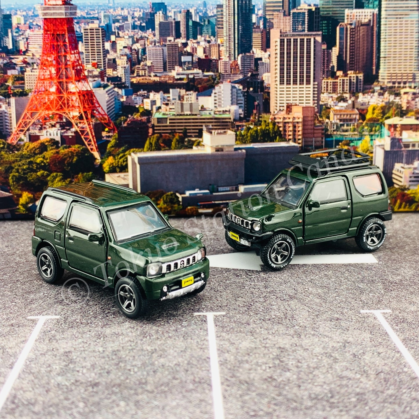 BM CREATIONS JUNIOR 1/64 Suzuki Jimny JB23 DARK GREEN RHD (With Offroad Package) 64B0068