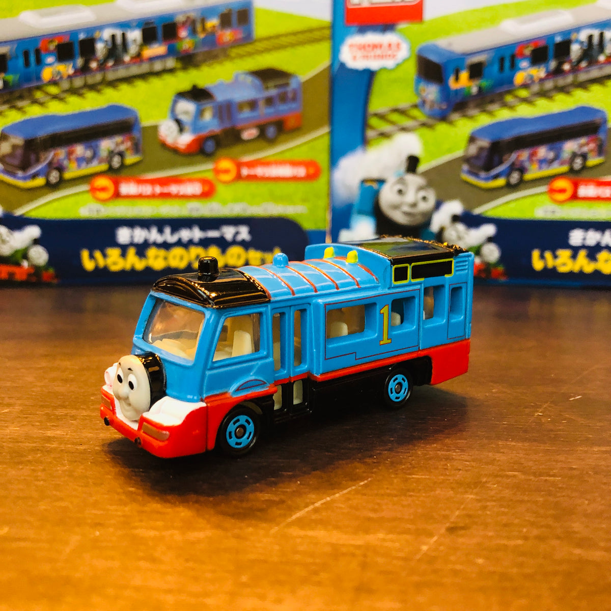 Tomica Thomas Friends Gift Set Tokyo Station Tomica Thomas Friends Gift Set Tokyo Station
