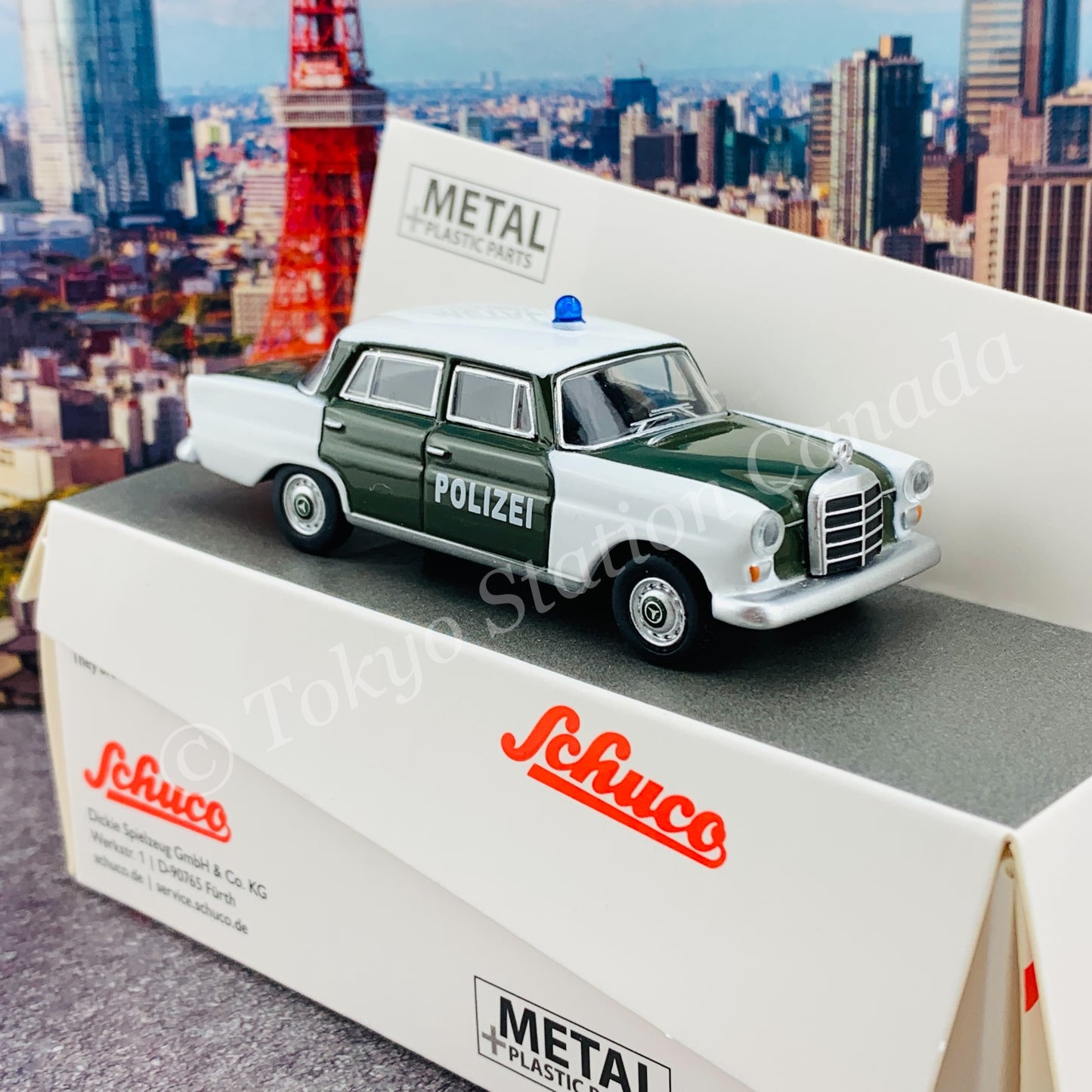 Schuco 1/64 Mercedes-Benz 200 (W110) POLIZEI 452027800