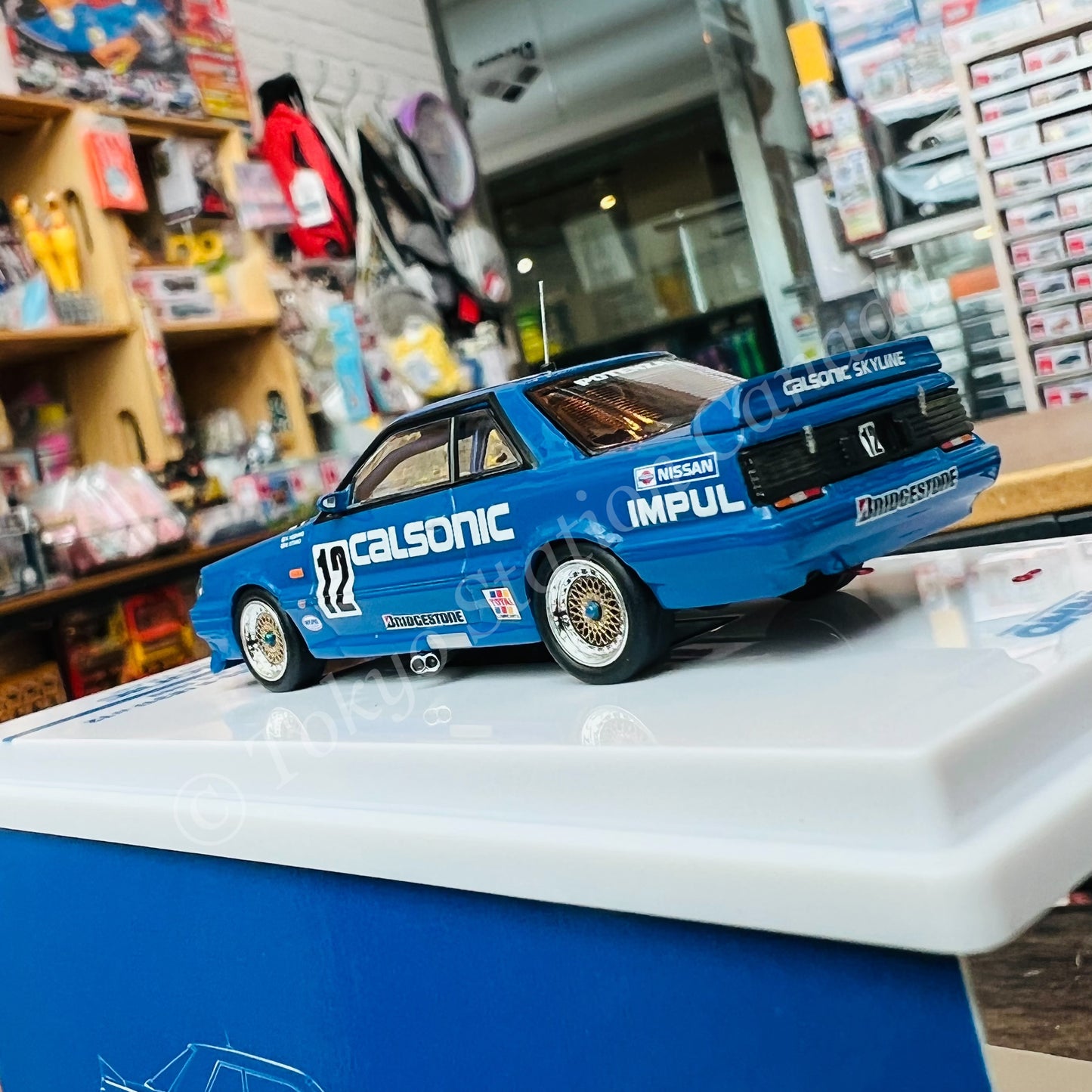 INNO64 1/64 NISSAN SKYLINE GTS-R (R31) #12 "CALSONIC" JTCC 1987 IN64-R31-CA12