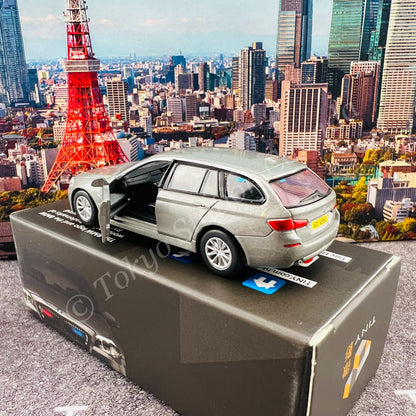 TINY 微影 BMW 5 Series Wagon F11 Hong Kong Police (Traffic) ATC64529