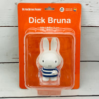 MEDICOM Ultra Detail Figure 511 Dick Bruna miffy at the Seaside