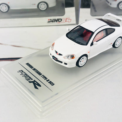 INNO64 1/64 Honda Integra Type-R DC5 White IN64-DC5-WHI