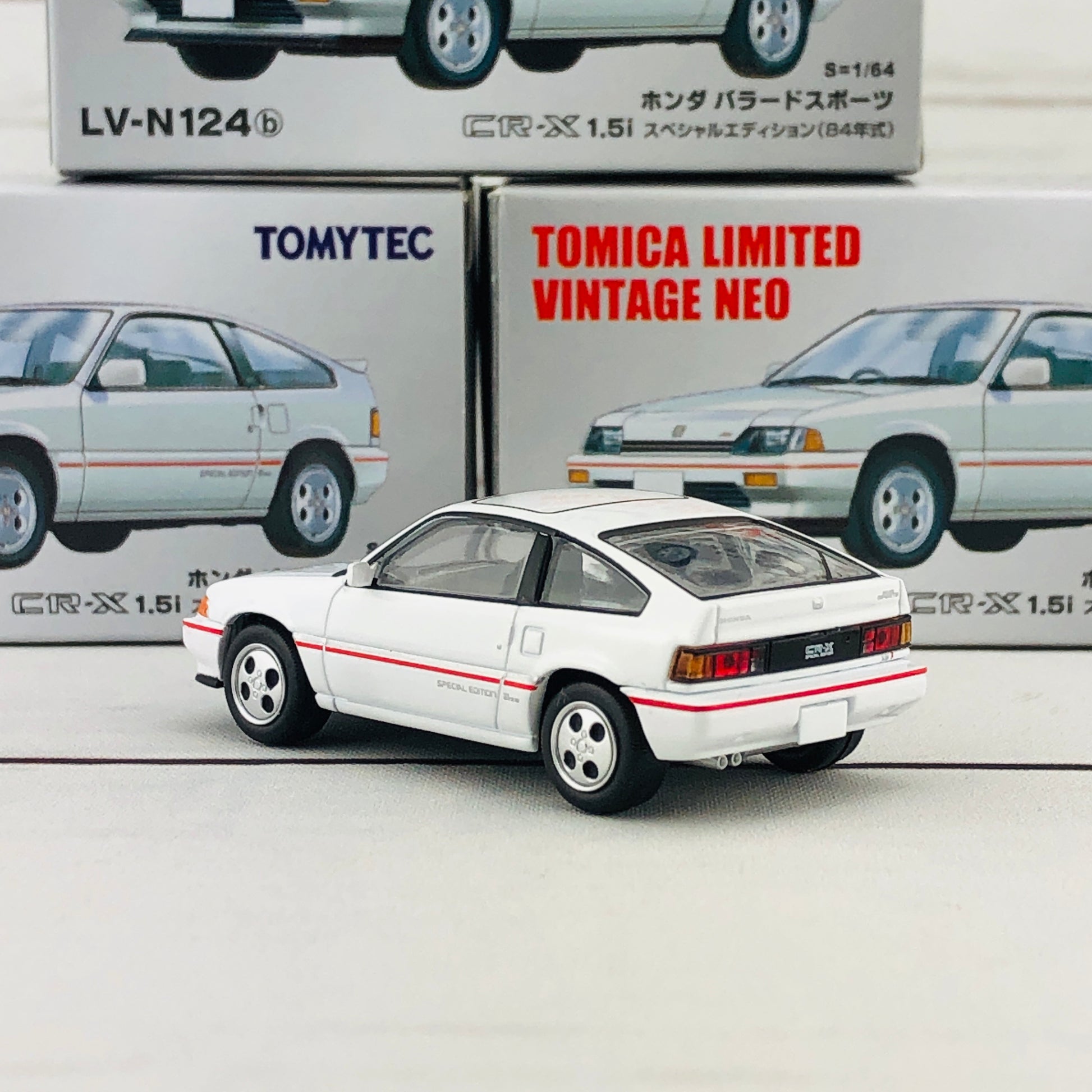 Tomica Limited Vintage Honda Ballade Sports CRX 1.5i WHITE LV-N124b