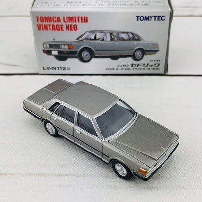 Tomica Limited Vintage 1/64 Nissan Cedric 200E Turbo (1981) LV-N112b