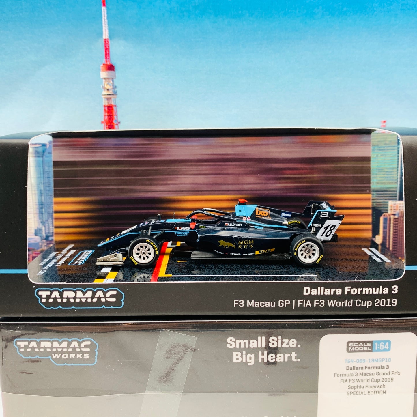 Tarmac Works 1/64 Dallara Formula 3 F3 Macau GP FIA F3 World Cup 2019 #18 - Macau GP 2020 Special Edition - HOBBY64 T64-069-19MGP18