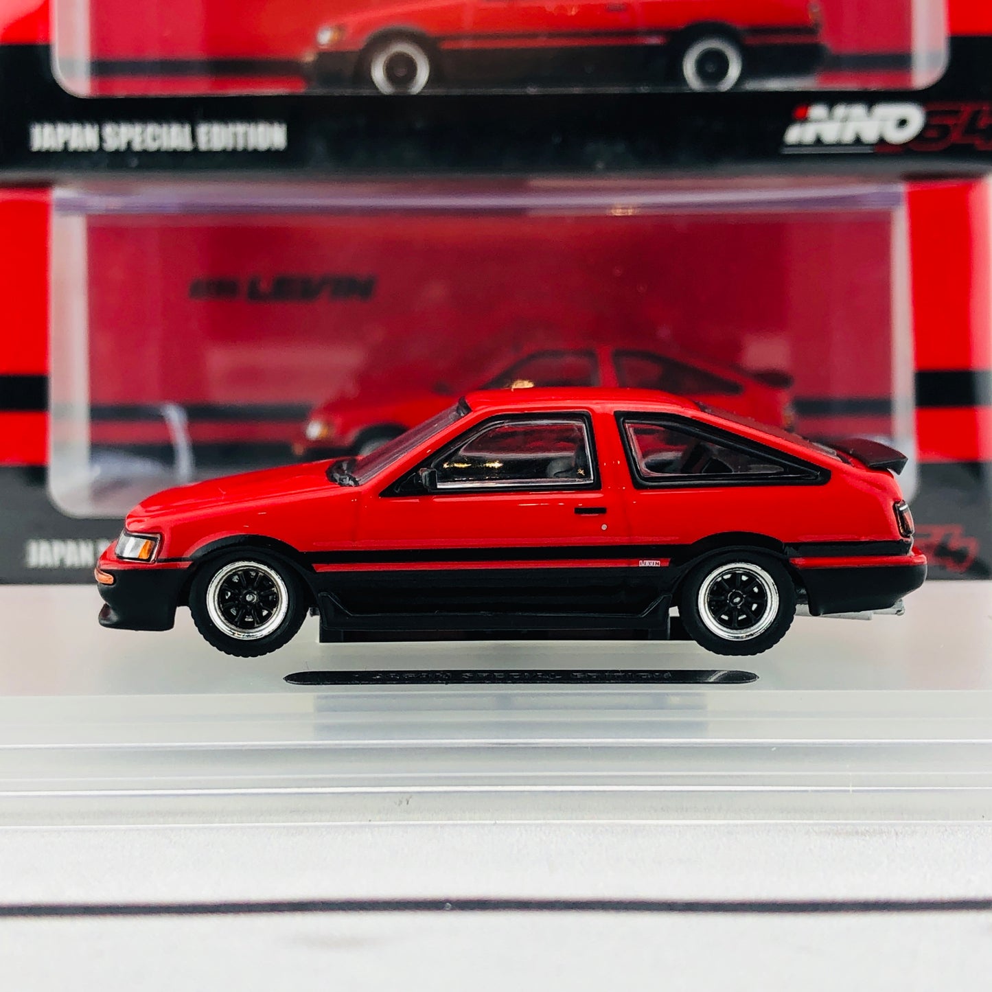 INNO64 TOYOTA COROLLA AE86 LEVIN Japan Special Edition IN94-AE86-REJS