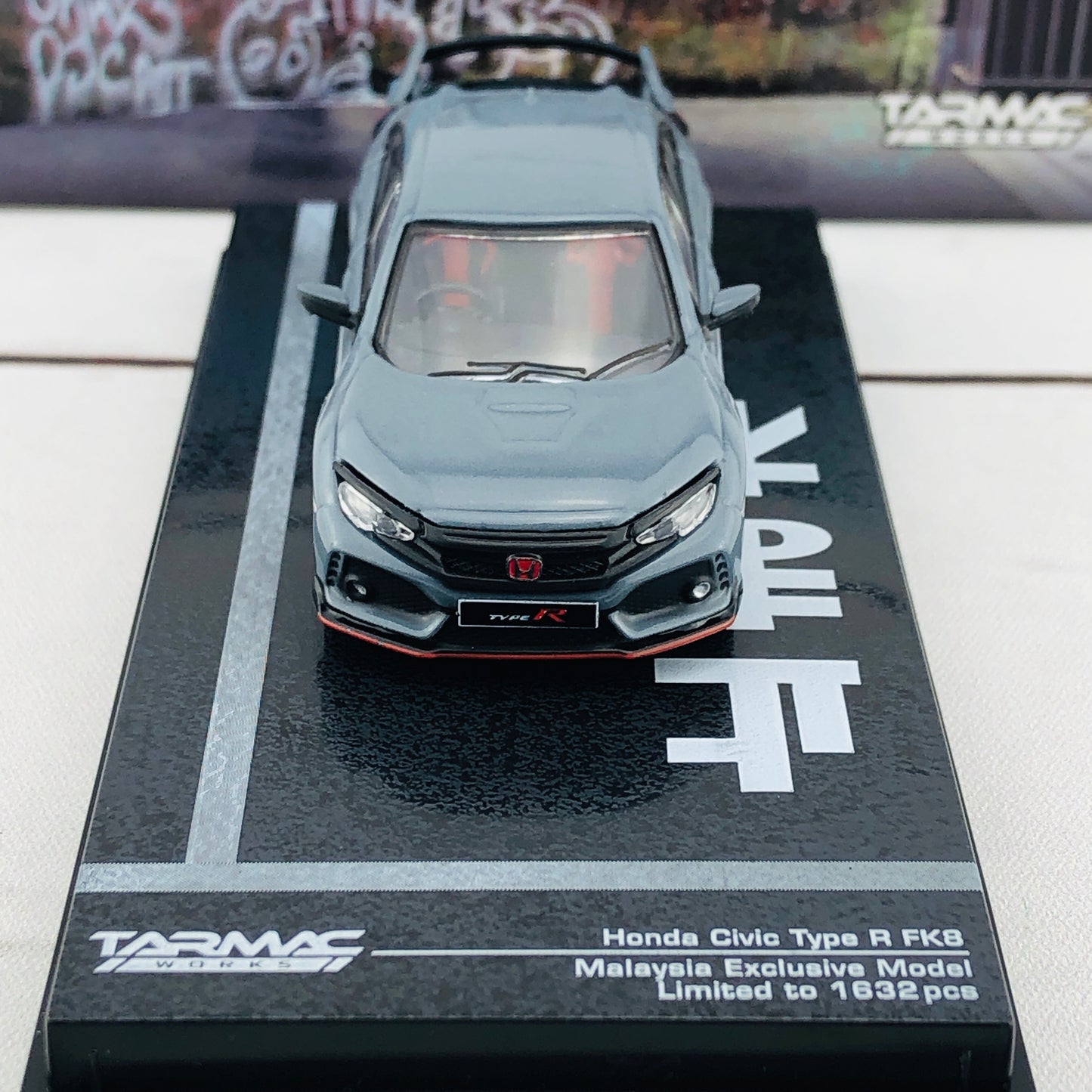 Tarmac Works 1/64 Honda Civic Type R FK8 Malaysia Exclusive Model T64-014-SGY