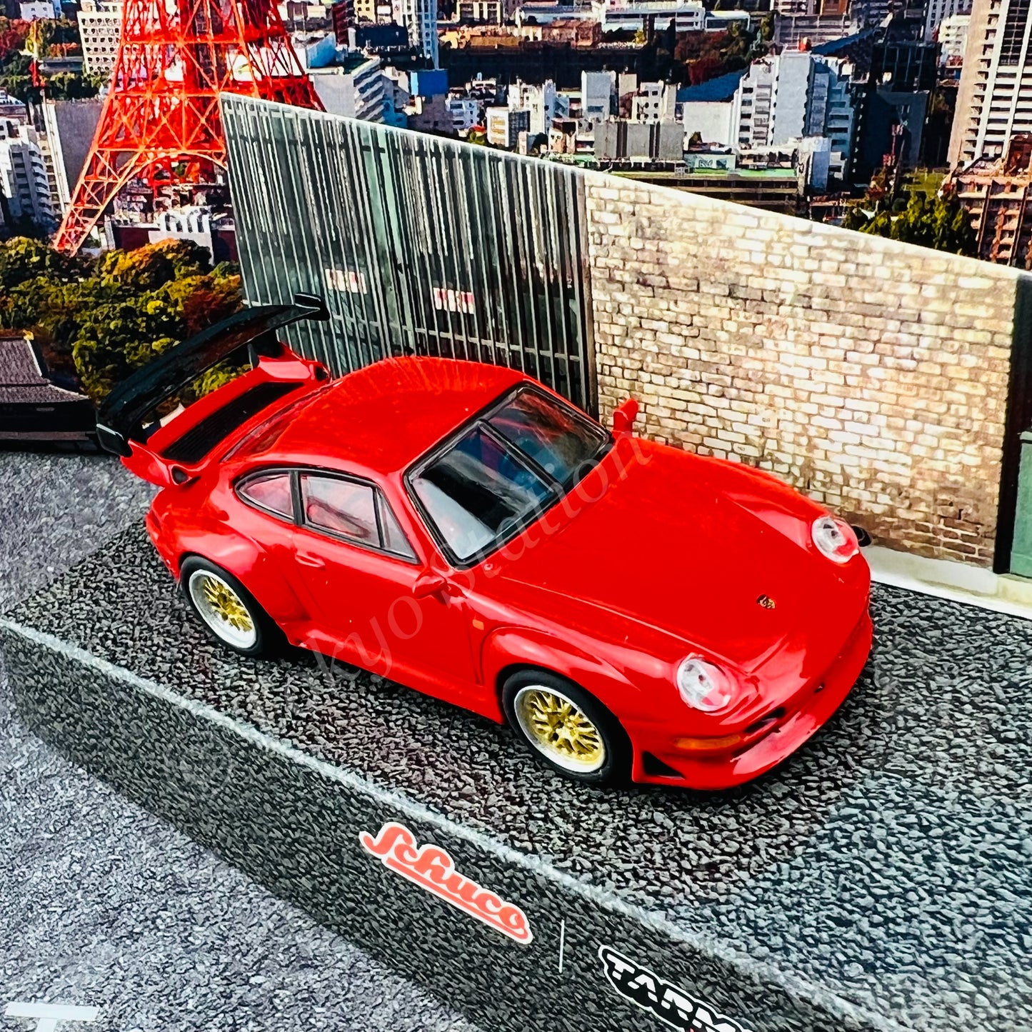 TARMAC WORKS x Schuco 1/64 Porsche 911 (993) GT2 Red T64S-004-RD