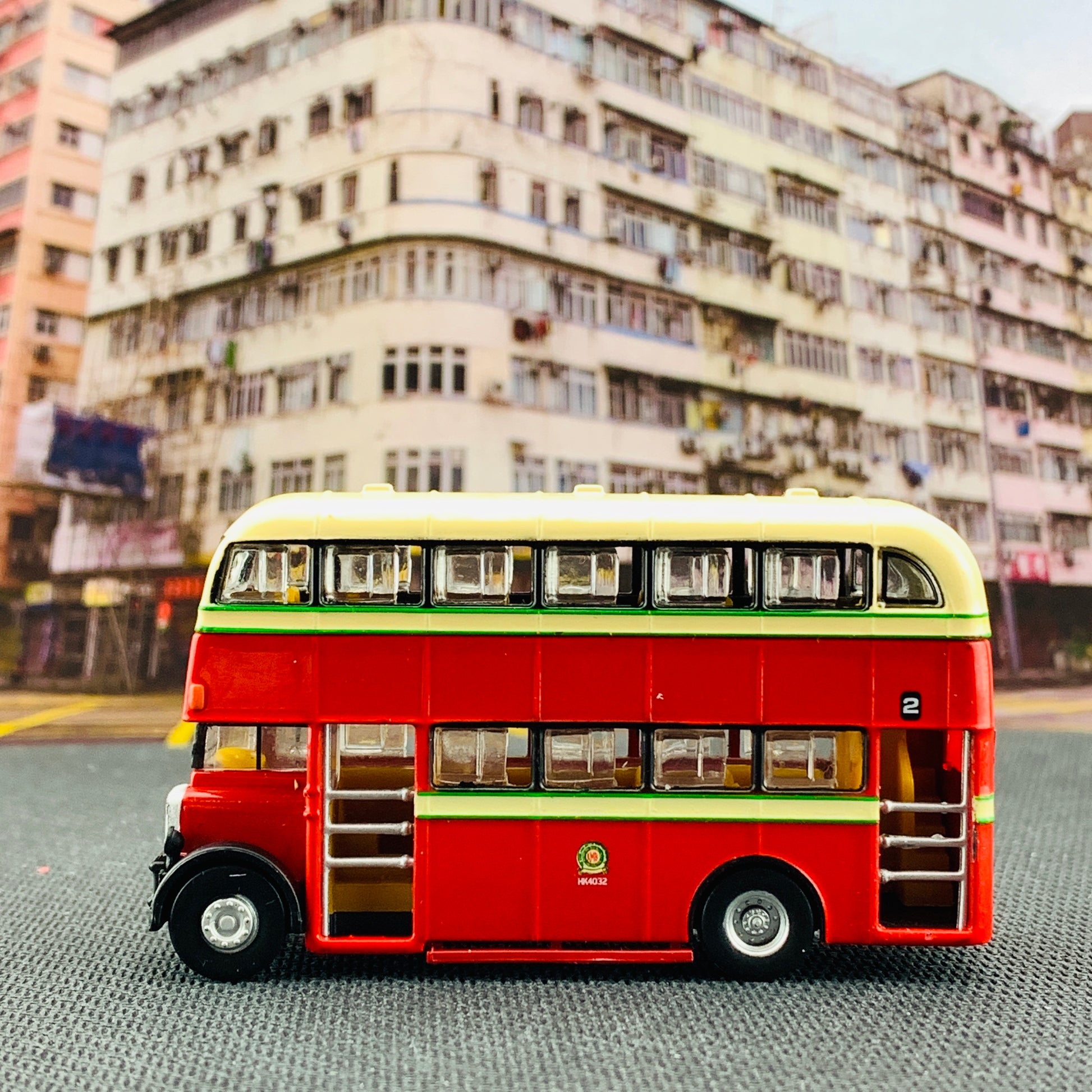 Tiny 微影 174 KMB DAIMLER A (2 Star Ferry - Sham Shui Po) 九巴丹拿A型 (鋼管閘雙門) (2天星碼頭-深水埗) KMB2018106