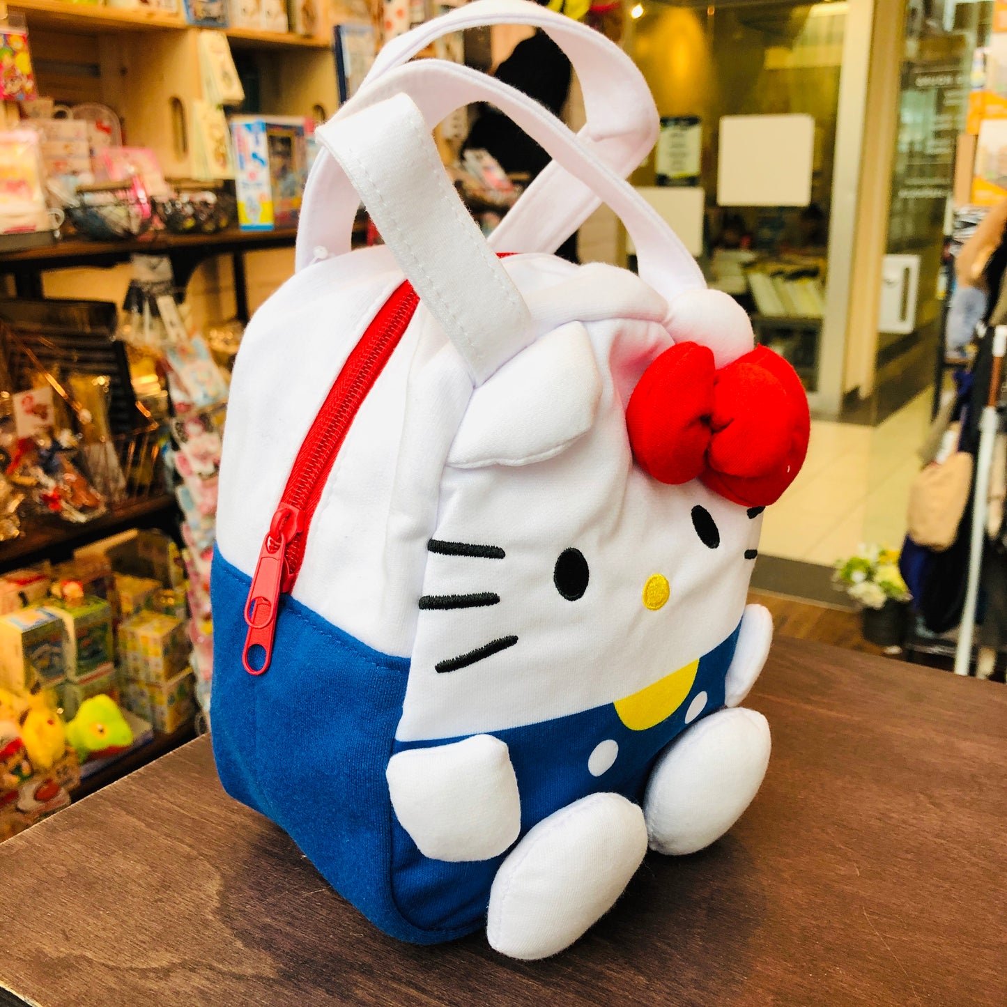HELLO KITTY Die Cut Bag by SKATER KNBD1