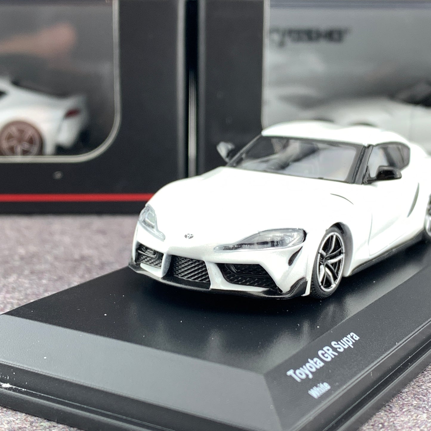 KYOSHO 1/64 Toyota GR Supra White KS07110W