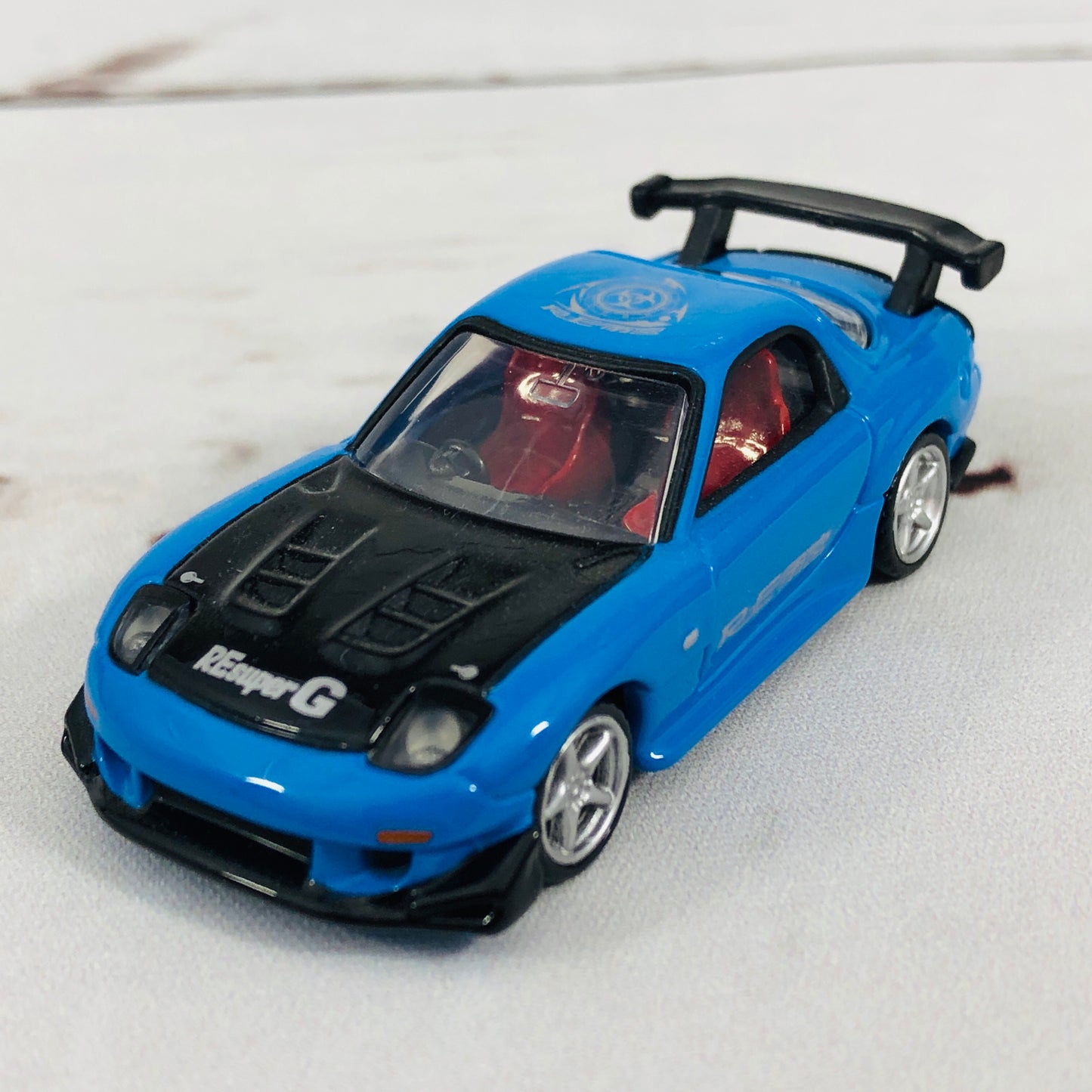 Tomica Premium No.04 Mazda RX7 FD3S RE Amemiya Spec.