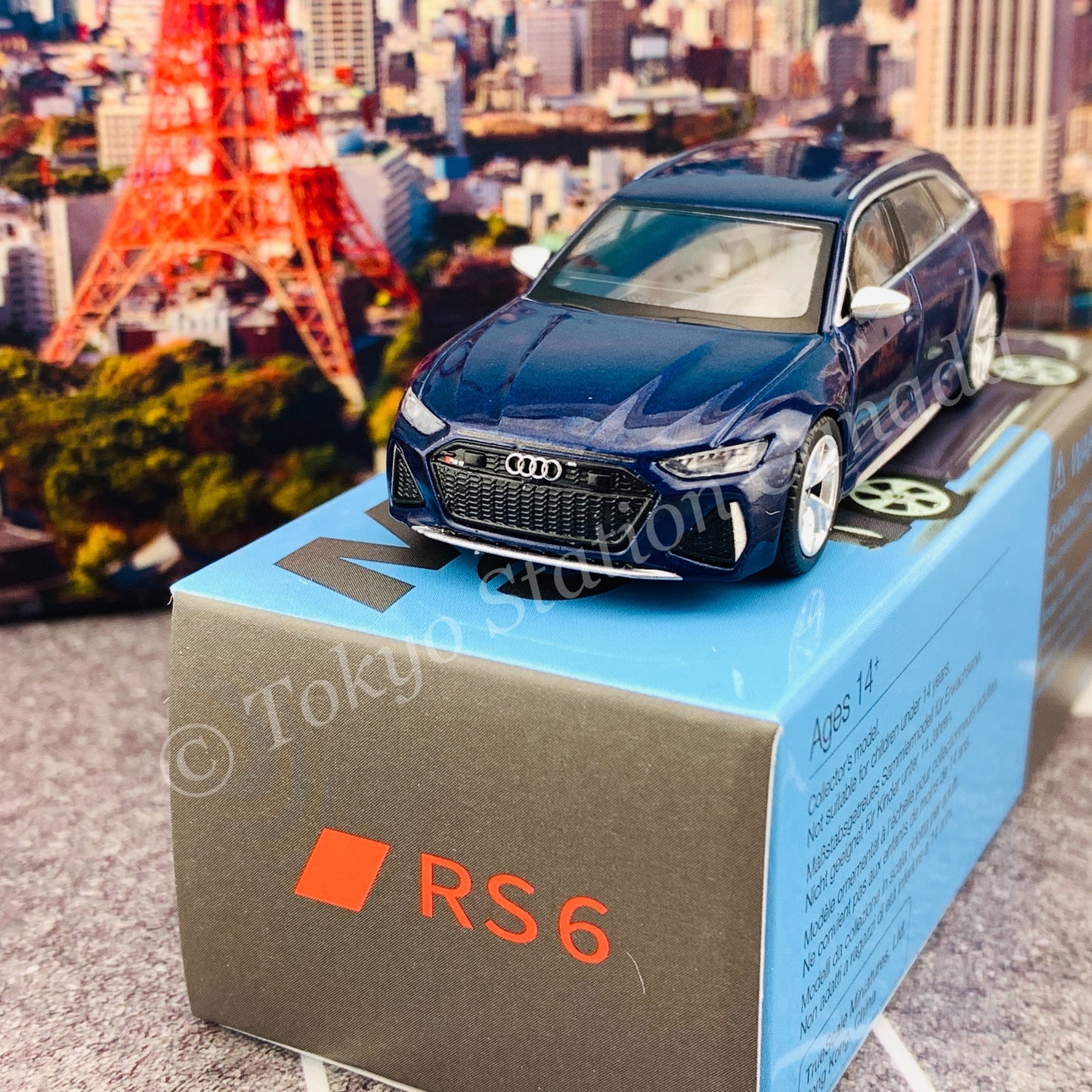 MINI GT 1/64 Audi RS6 Avant Navarra Blue Metallic LHD MGT00186-L