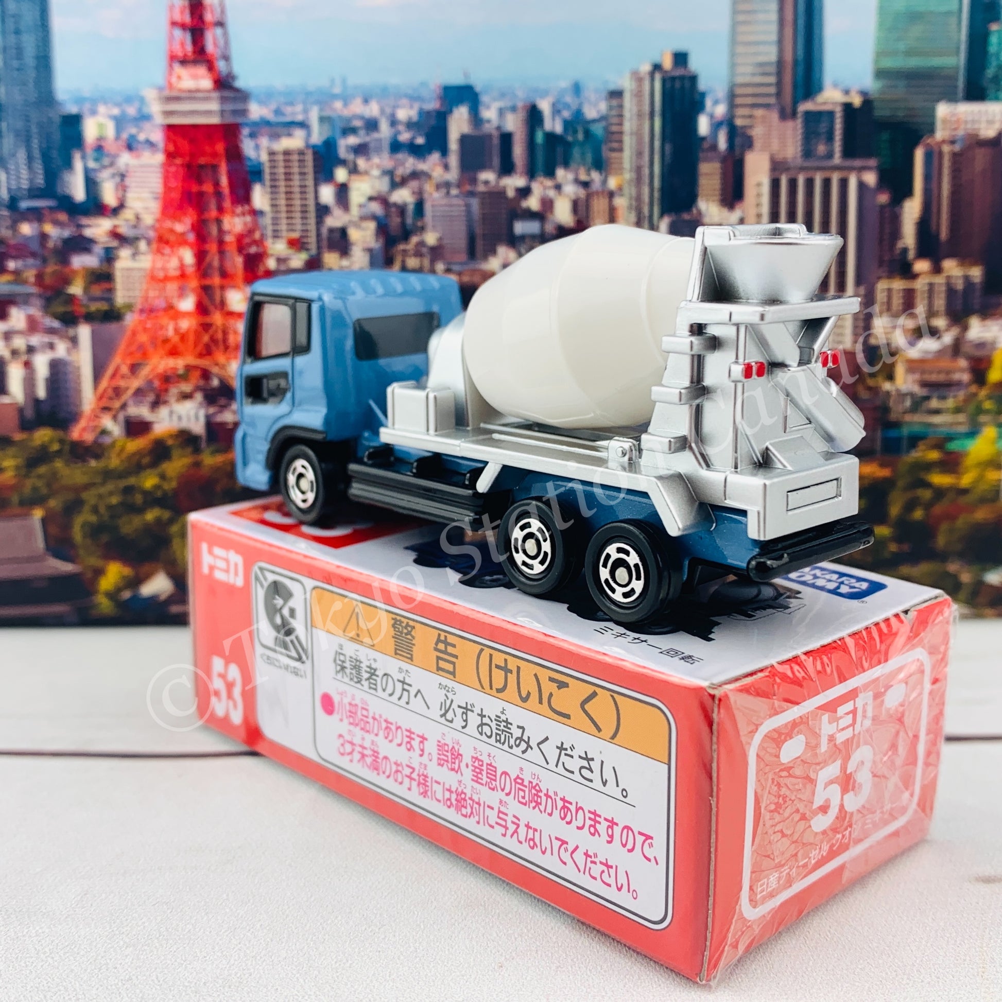 TOMICA 53 Nissan Diesel Quon Mixer Car
