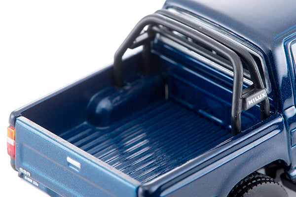 TOMYTEC Tomica Limited Vintage NEO 1/64 Toyota Hilux 4WD Pickup Double Cab SSR (Navy Blue) 1995 Model LV-N255a