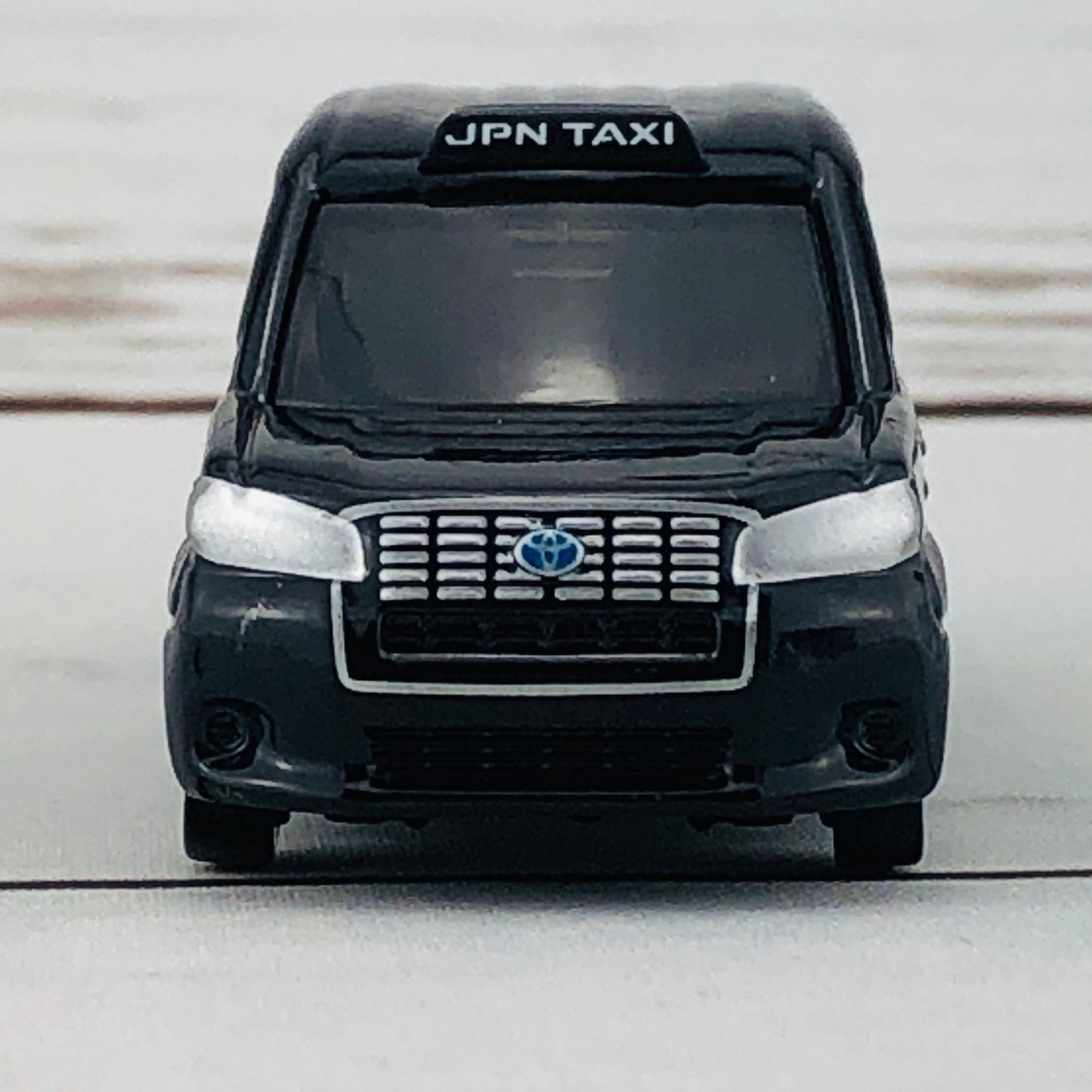 TOMICA 27 Toyota Japan Taxi