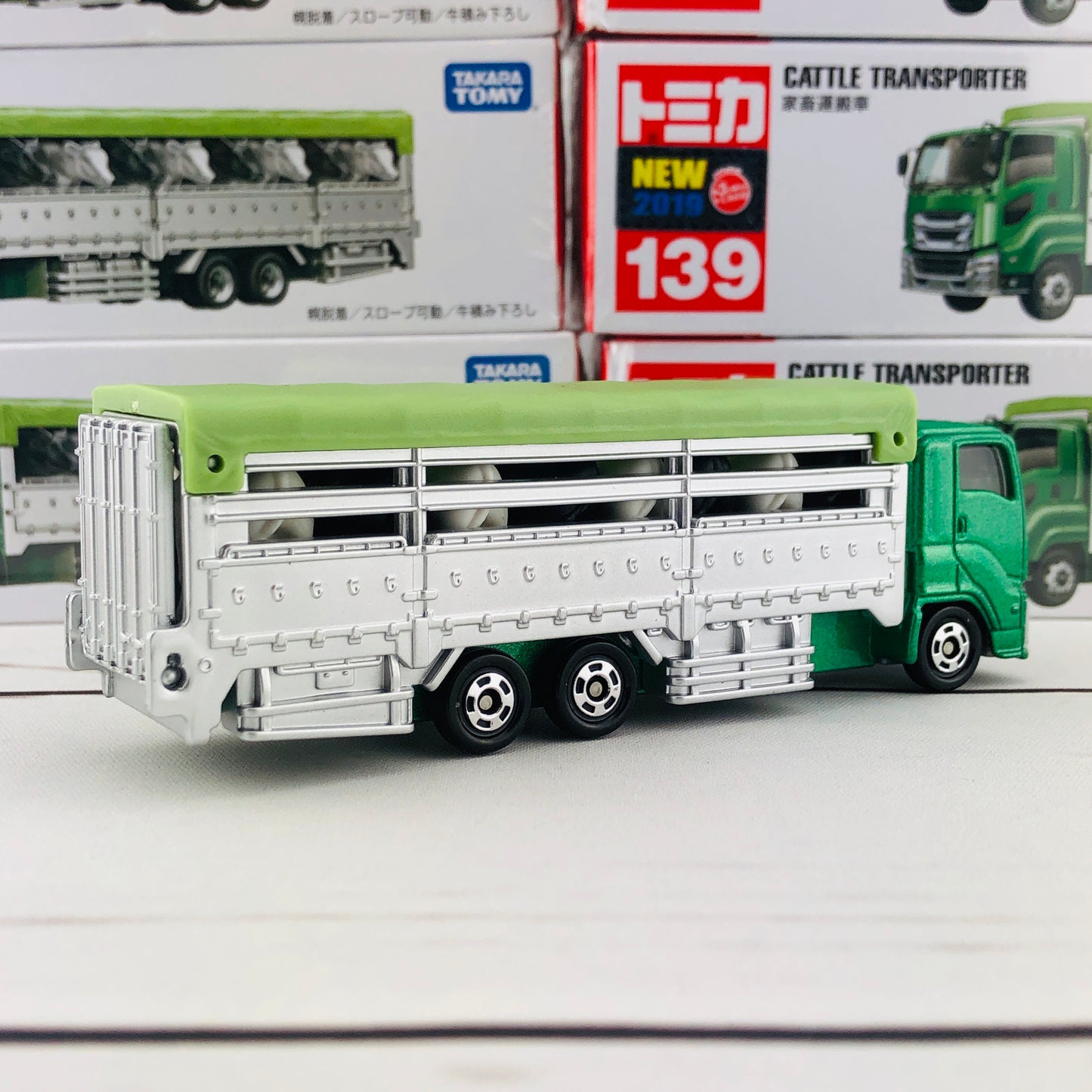 Tomica 139 Cattle Transporter